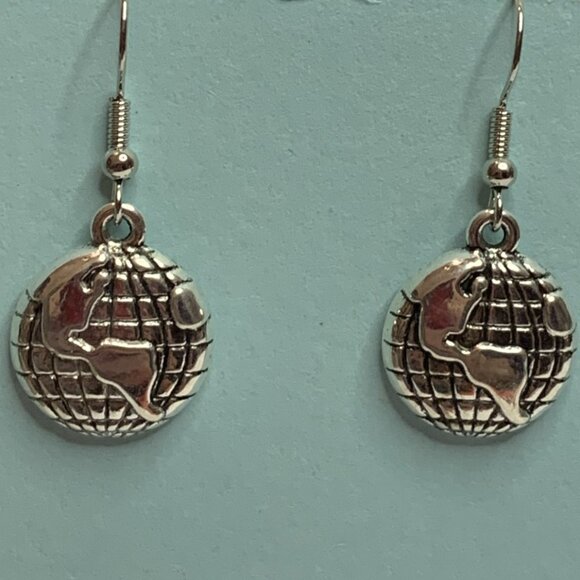 Globe Earring, Earth Earring, Planet Earring, World Earring, Teacher Earring - Picture 4 of 7